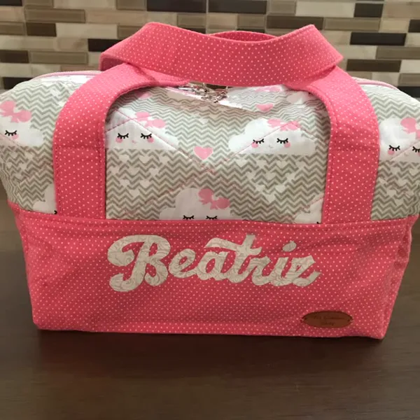 Bolsinha bordada Beatriz